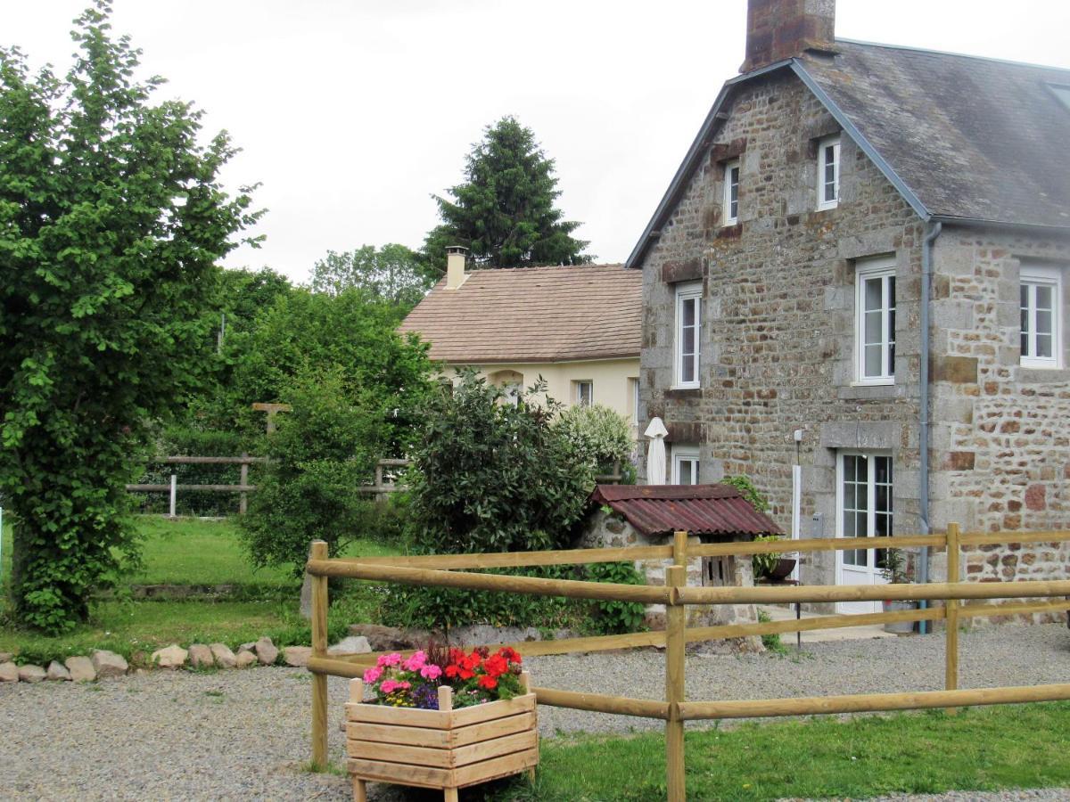 Gite Marlotte La Lande-Saint-Simeon Exterior photo